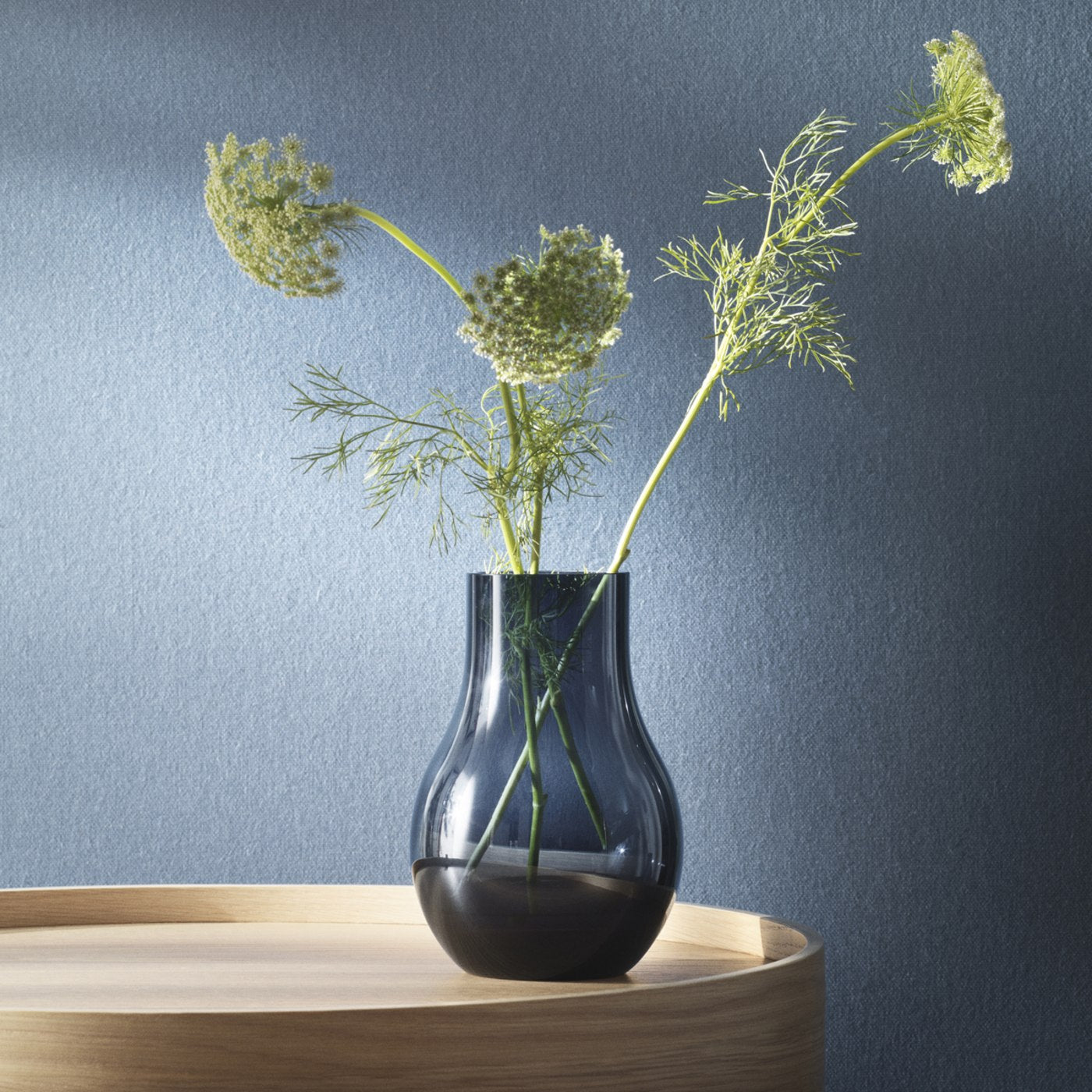 Georg Jensen Vase Cafu Glass 300 mm tiefblau