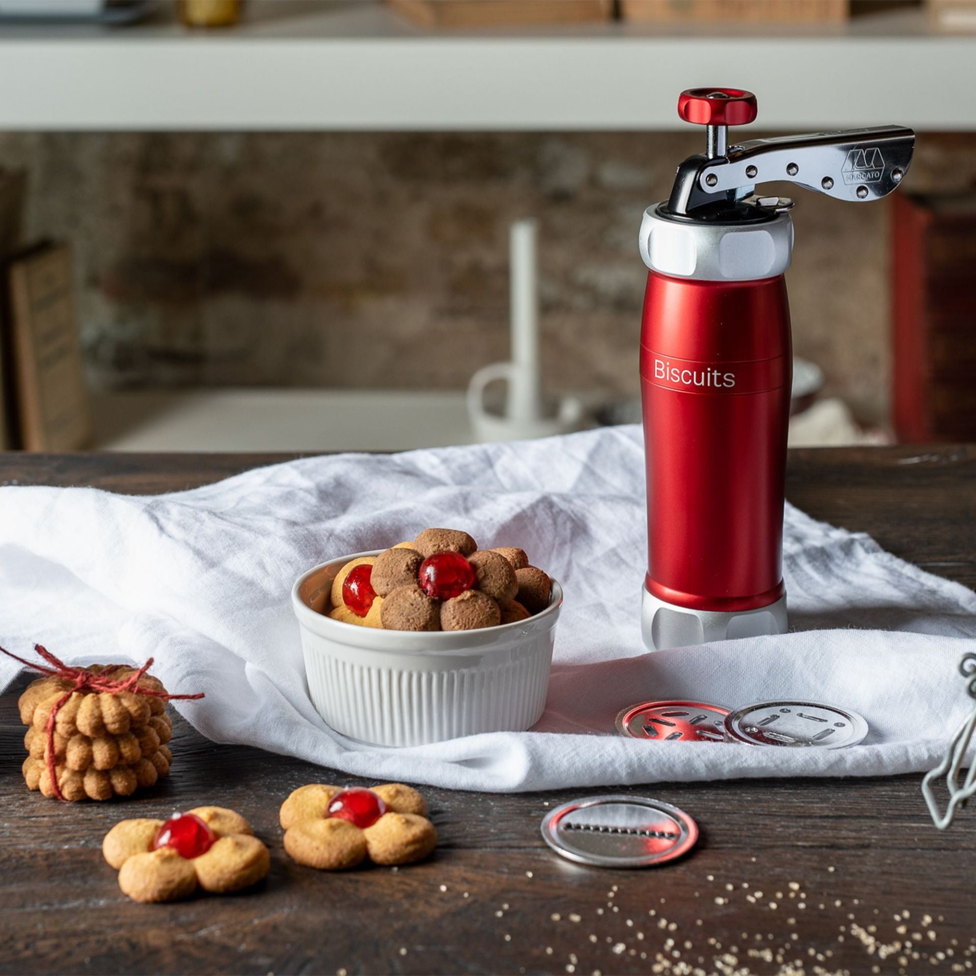 Marcato Biscuits Design Rot