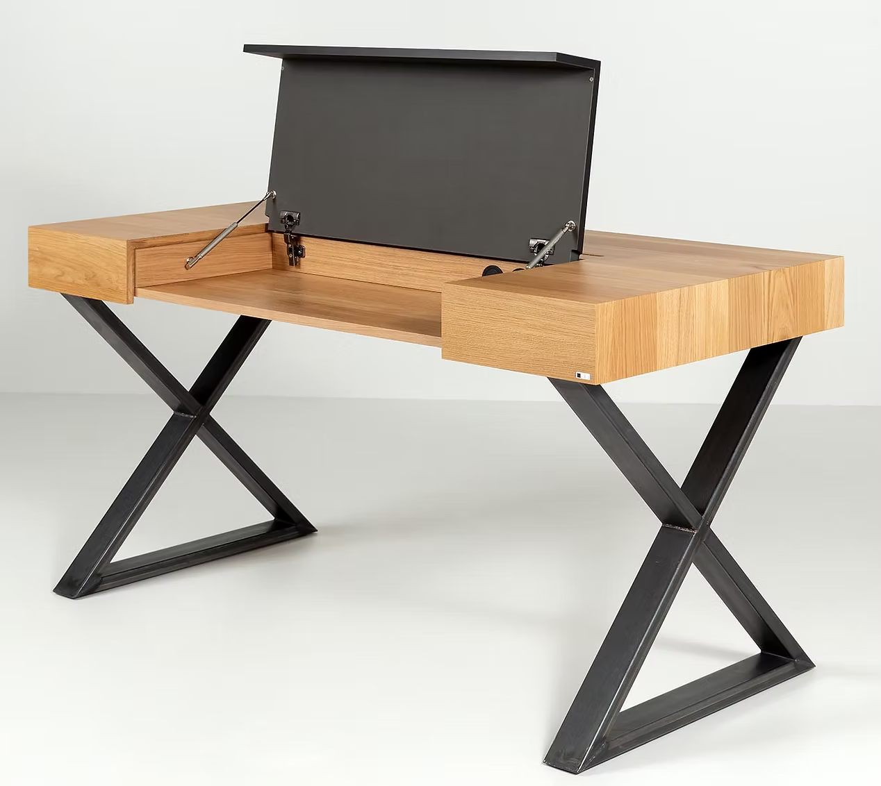 bulbaum "handgemaach" Schreibtisch "schaffplaatz"