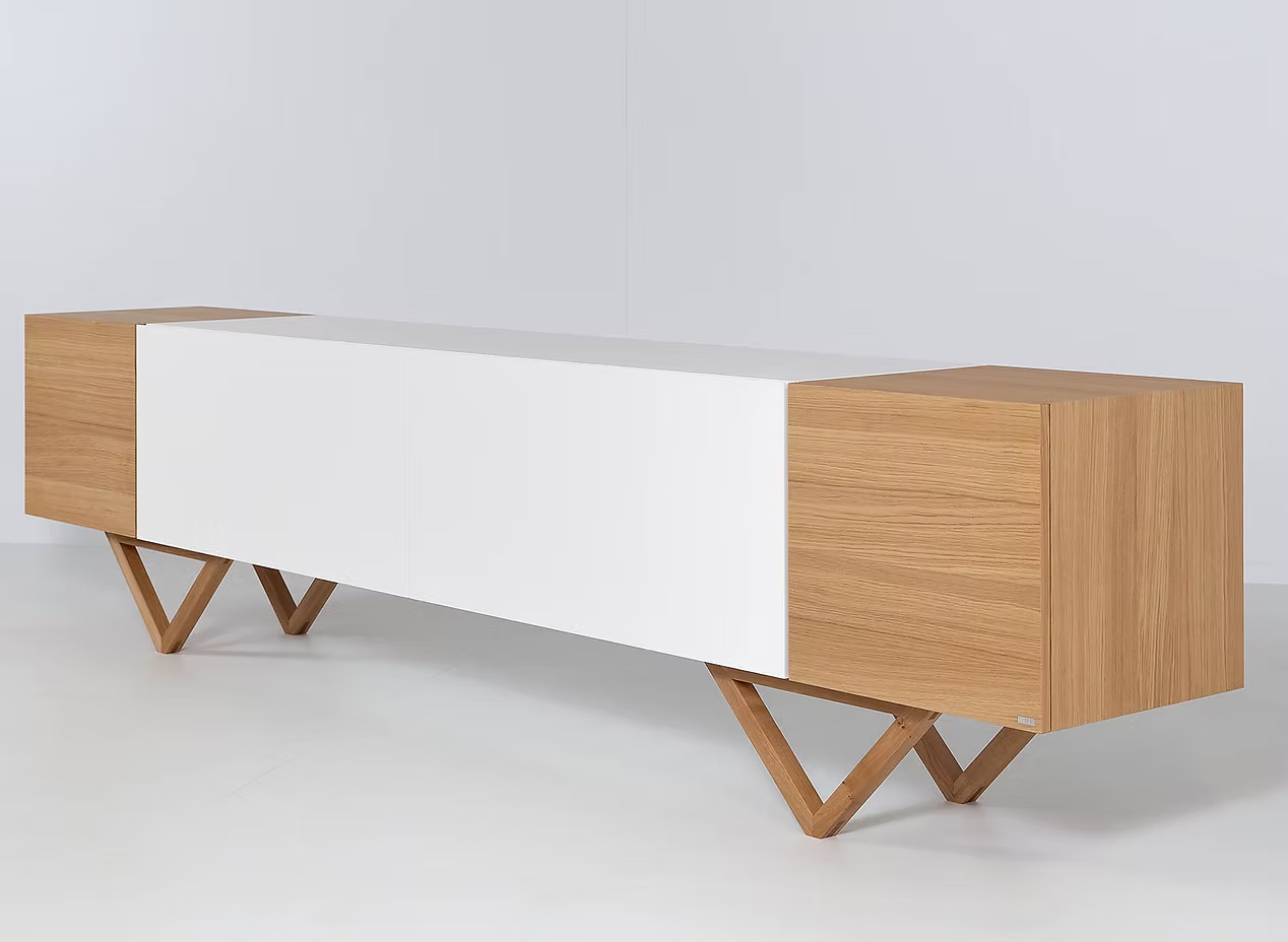 bulbaum "handgemaach" Lowboard "drei mäta"