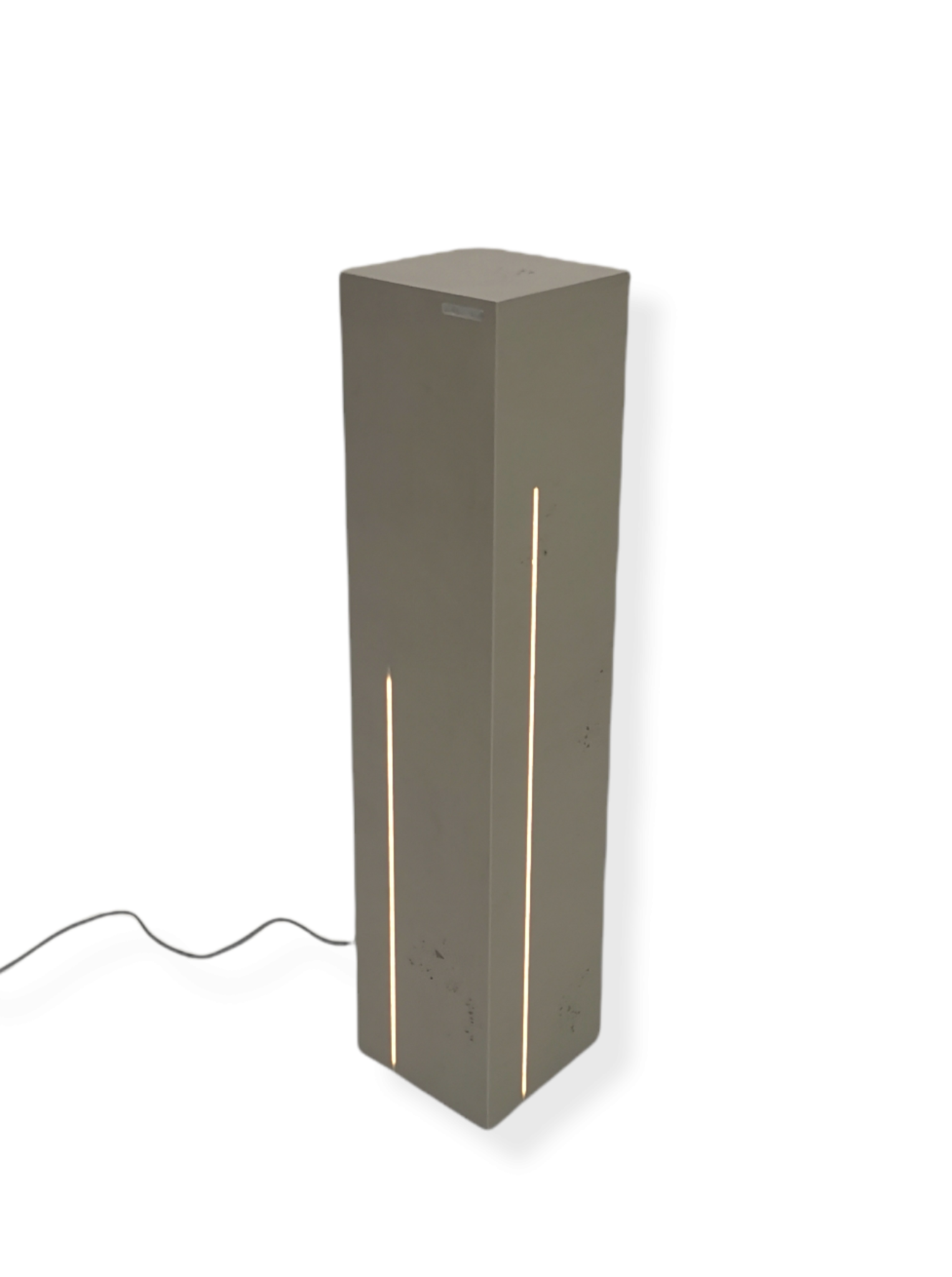 LED Stehlampe in Beton Optik "drei Streppen"